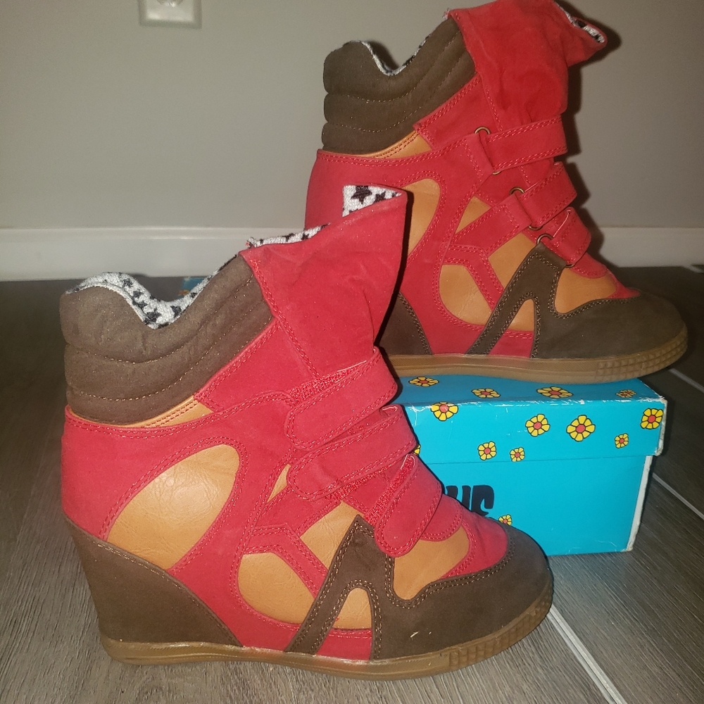 sneakers
